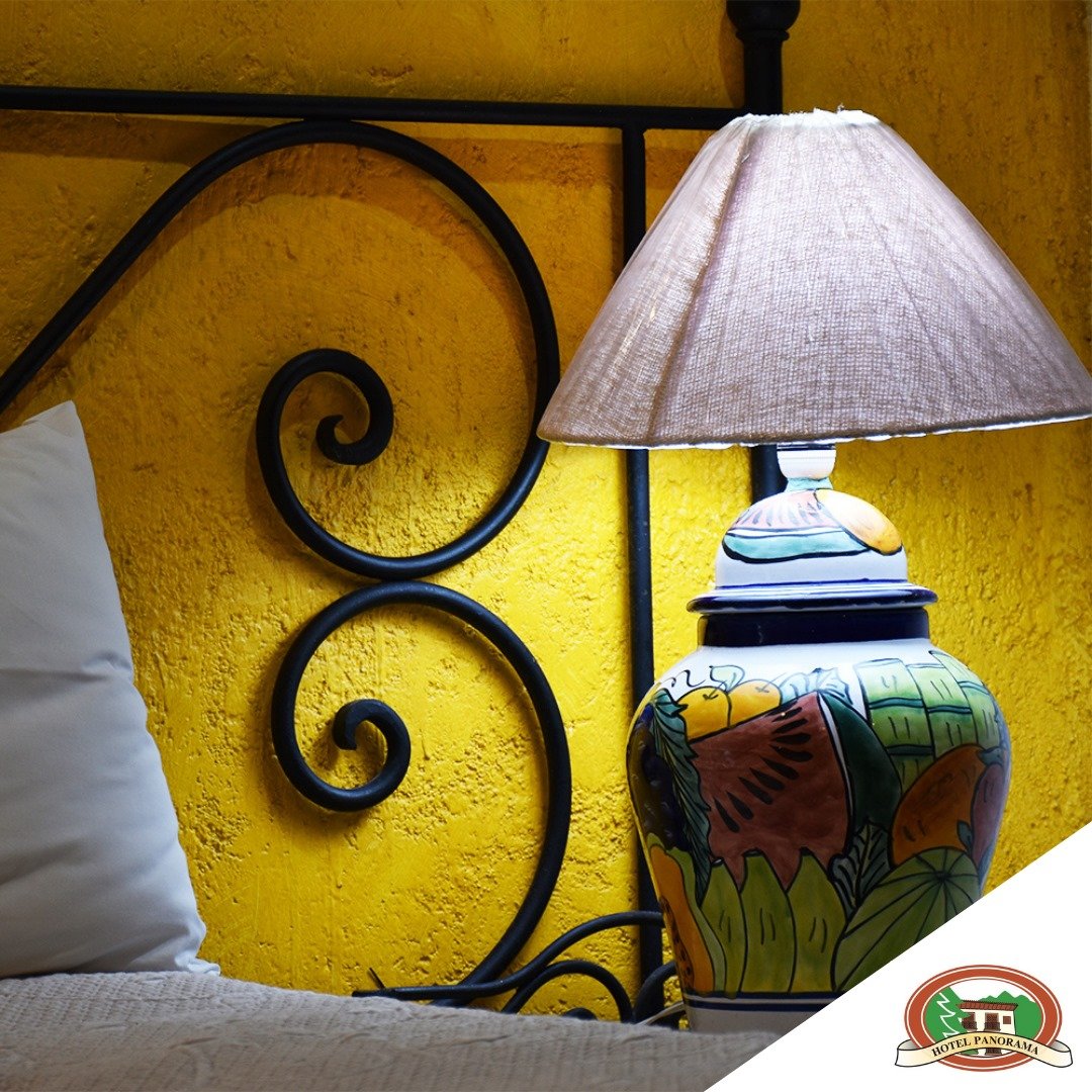 Lámpara artesanal de Talavera